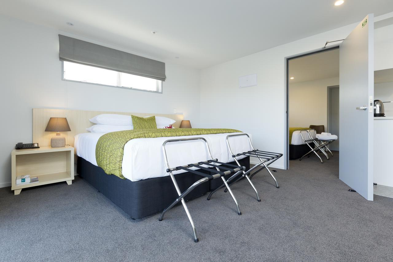 239 On Lincoln Motel Christchurch Buitenkant foto