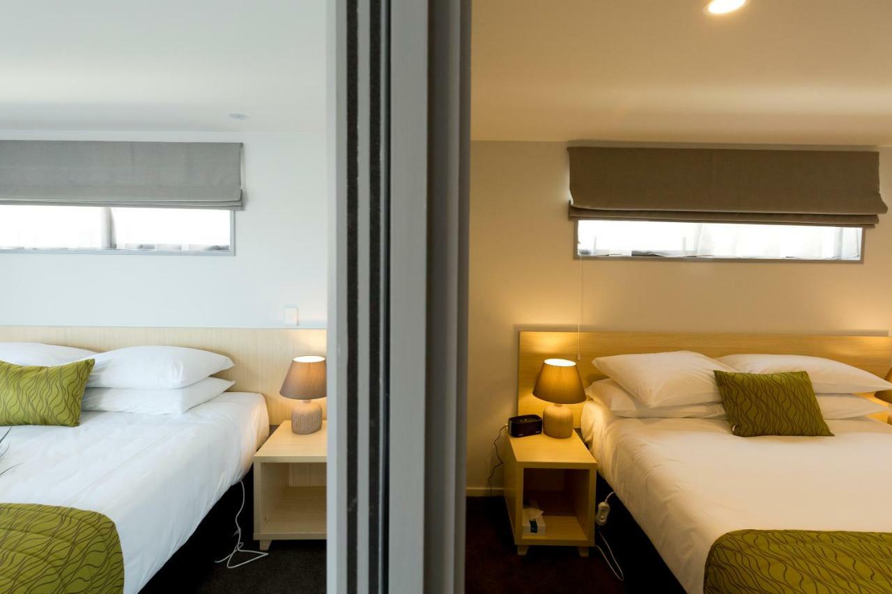 239 On Lincoln Motel Christchurch Buitenkant foto