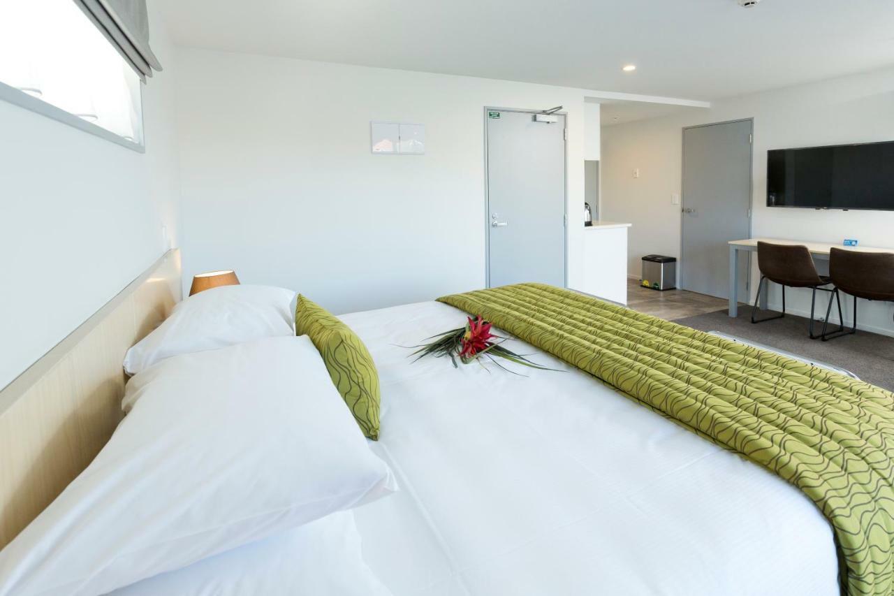 239 On Lincoln Motel Christchurch Buitenkant foto