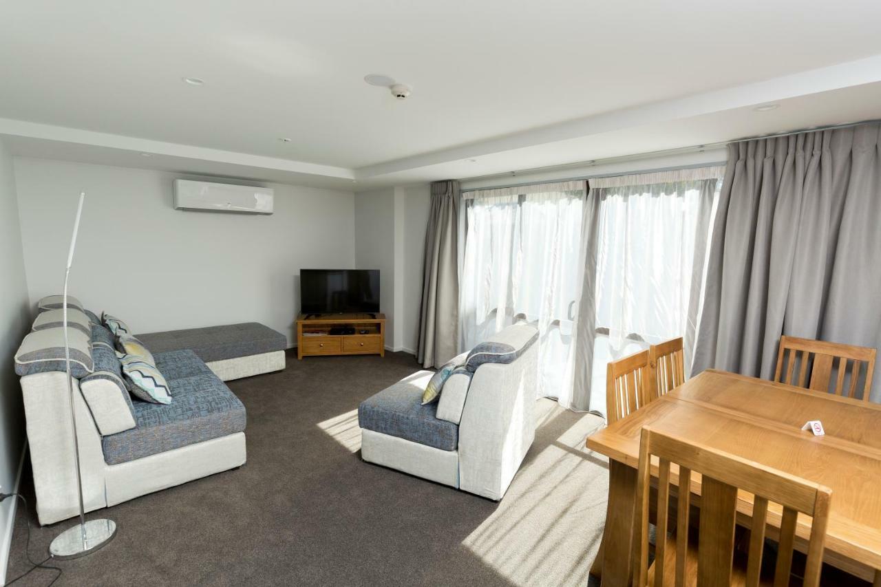 239 On Lincoln Motel Christchurch Buitenkant foto